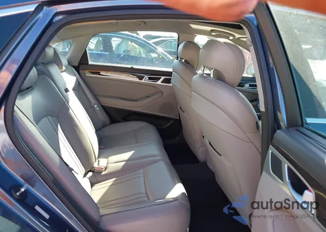 2015 Hyundai Genesis 3.8 z USA, uszkodzony, nr VIN KMHGN4JE1FU074400